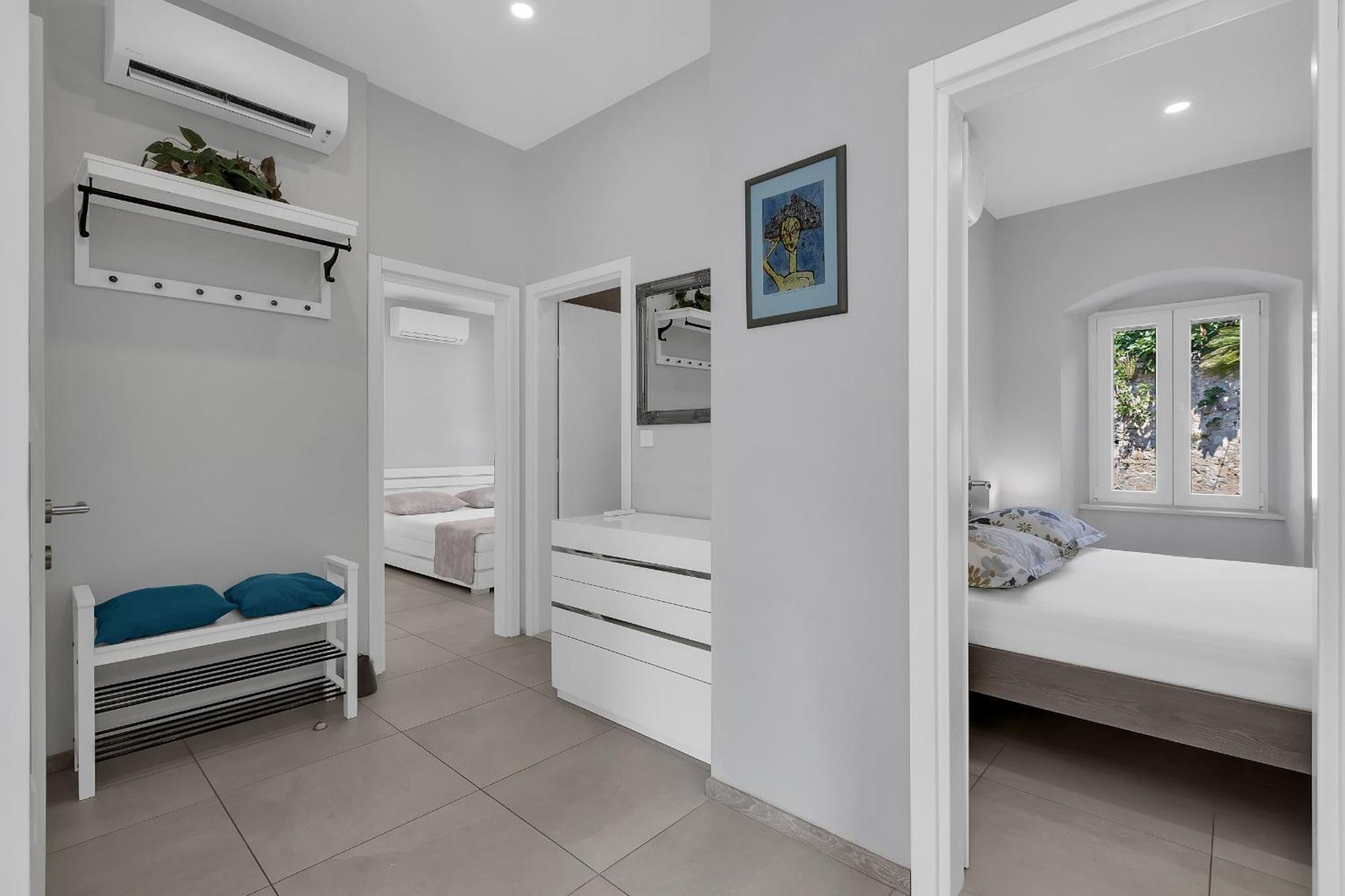 City Center Apartment Dvor Kalalarga Makarska Exterior foto