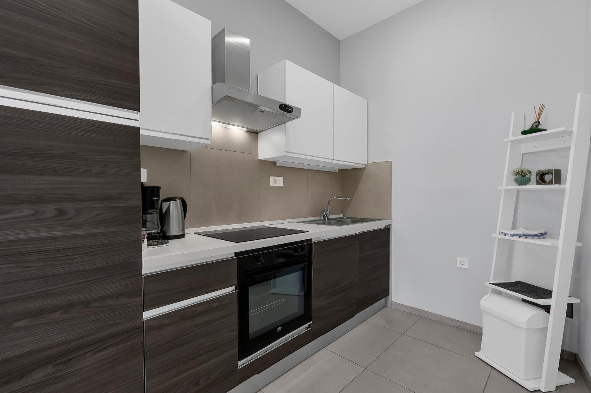 City Center Apartment Dvor Kalalarga Makarska Exterior foto